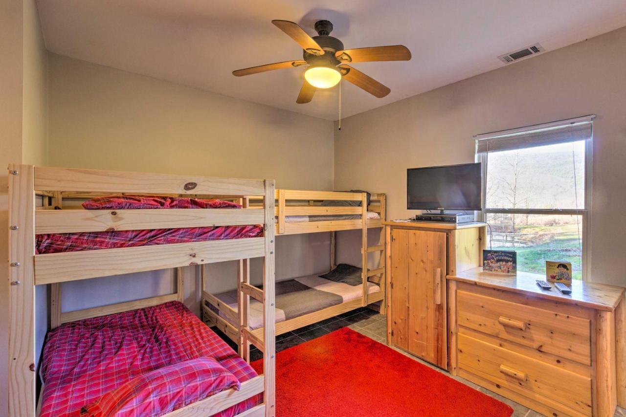 Pet-Friendly Blue Ridge, Cherokee Forest Retreat! Greeneville المظهر الخارجي الصورة