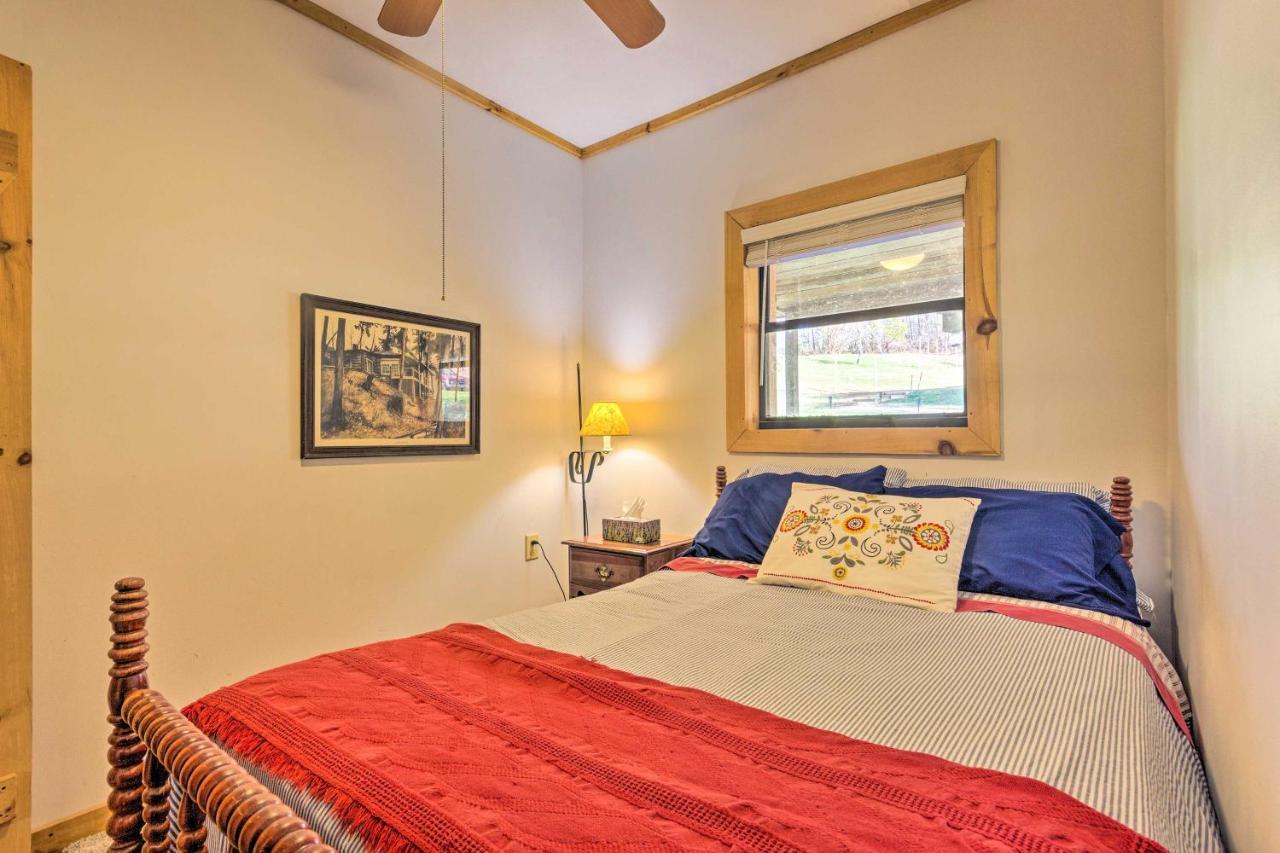 Pet-Friendly Blue Ridge, Cherokee Forest Retreat! Greeneville المظهر الخارجي الصورة