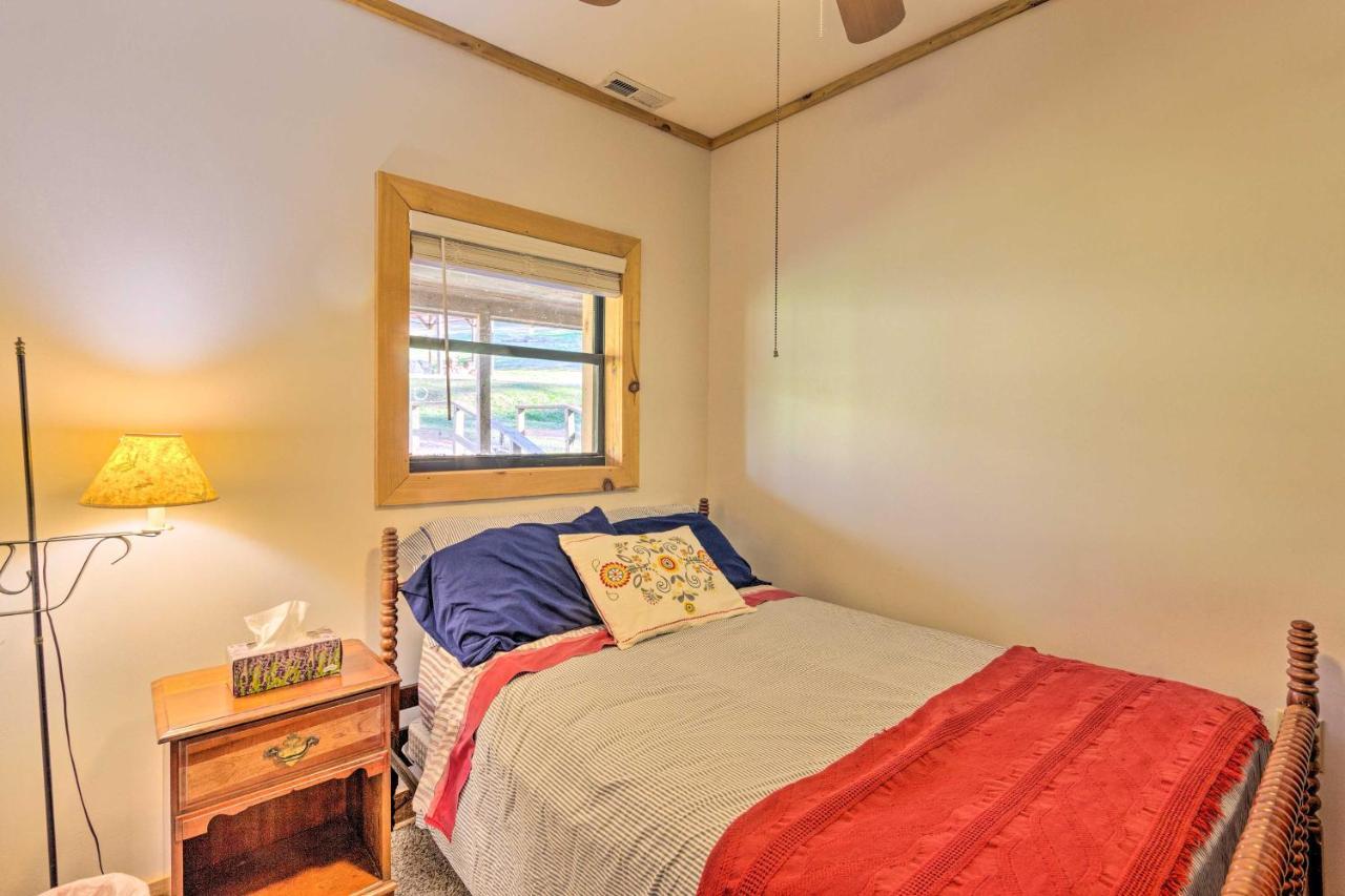 Pet-Friendly Blue Ridge, Cherokee Forest Retreat! Greeneville المظهر الخارجي الصورة